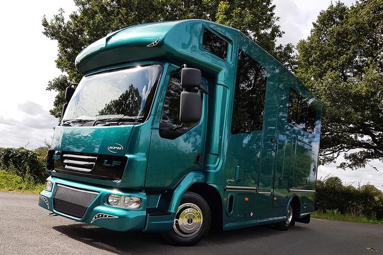 Buying a new or used horsebox Buying a new or used horsebox has become a relatively simple endeavour. Unfortunately, choosing the wrong one is just as simple...